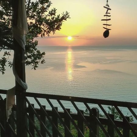 Balcony On The Rocks Villa Agioi Saranta Екстериор снимка