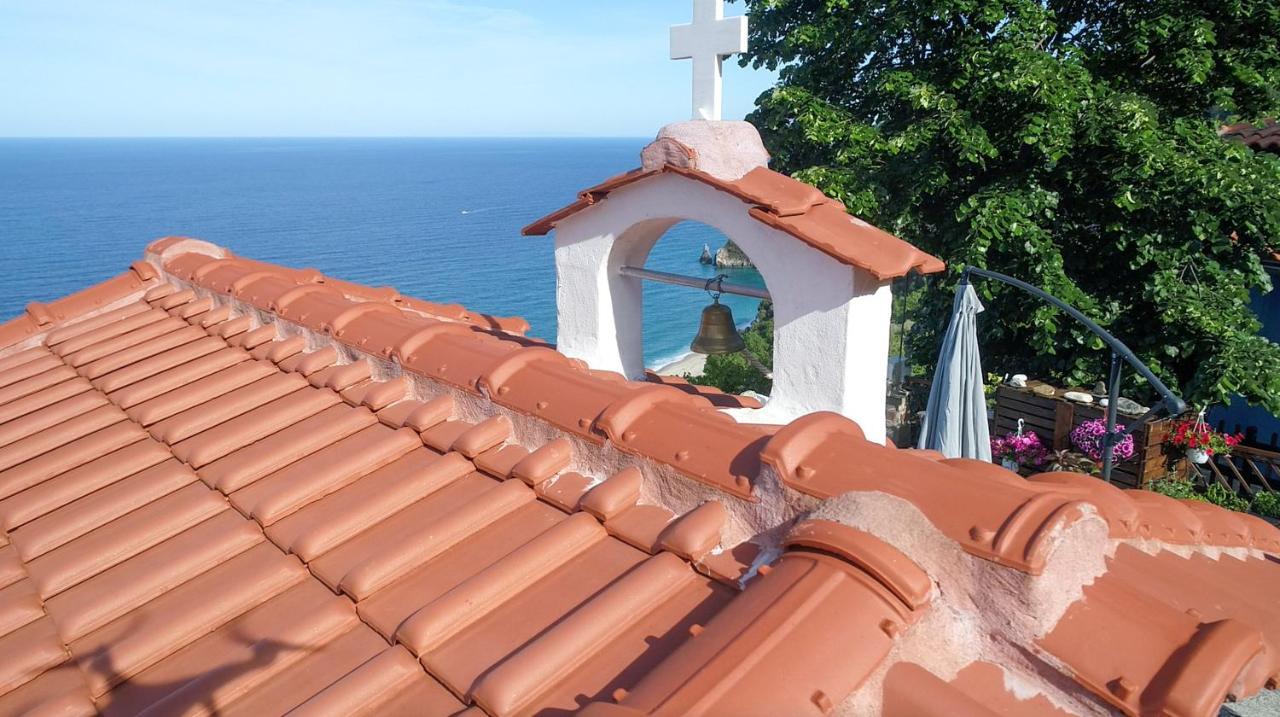 Balcony On The Rocks Villa Agioi Saranta Екстериор снимка